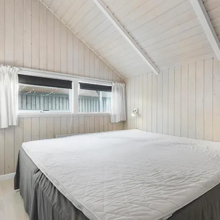 بيت للعطل Gorgeous In Grenaa With Wifi Brondstrup